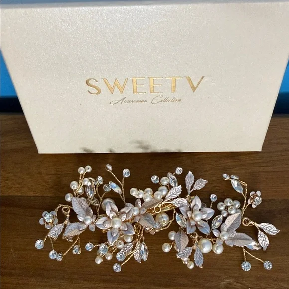 NWT Rose Gold Floral Bridal Hair Accessory - Picture 3 of 4